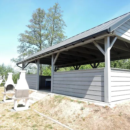 House Near Дзивновек